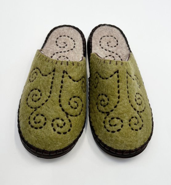 画像4: 羊毛フェルトスリッパ (4)