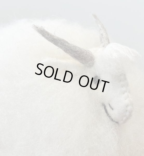 画像2: モンゴルフェルト細工もこもこ羊 (2)