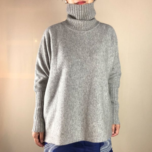 画像2: ハイネック・ドルマンセーター (2)